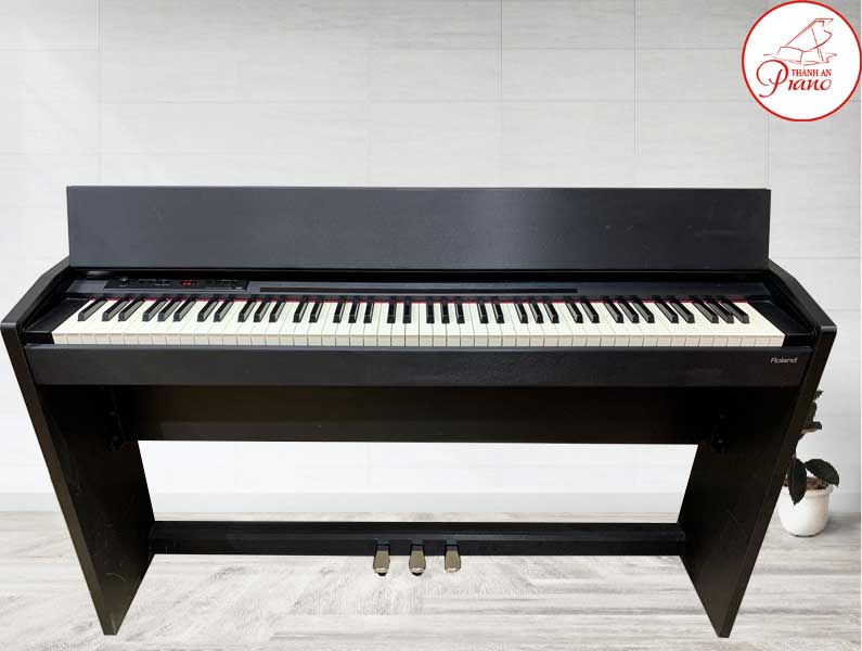 Đàn Piano điện Roland F120