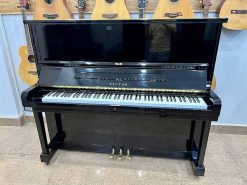 Piano Cơ Victor V102