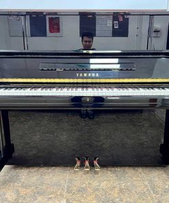 Piano Cơ Yamaha UX1